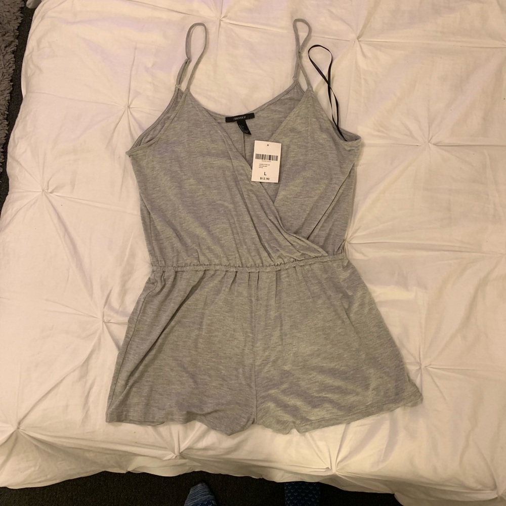 Forever 21 Gray spaghetti strap romper